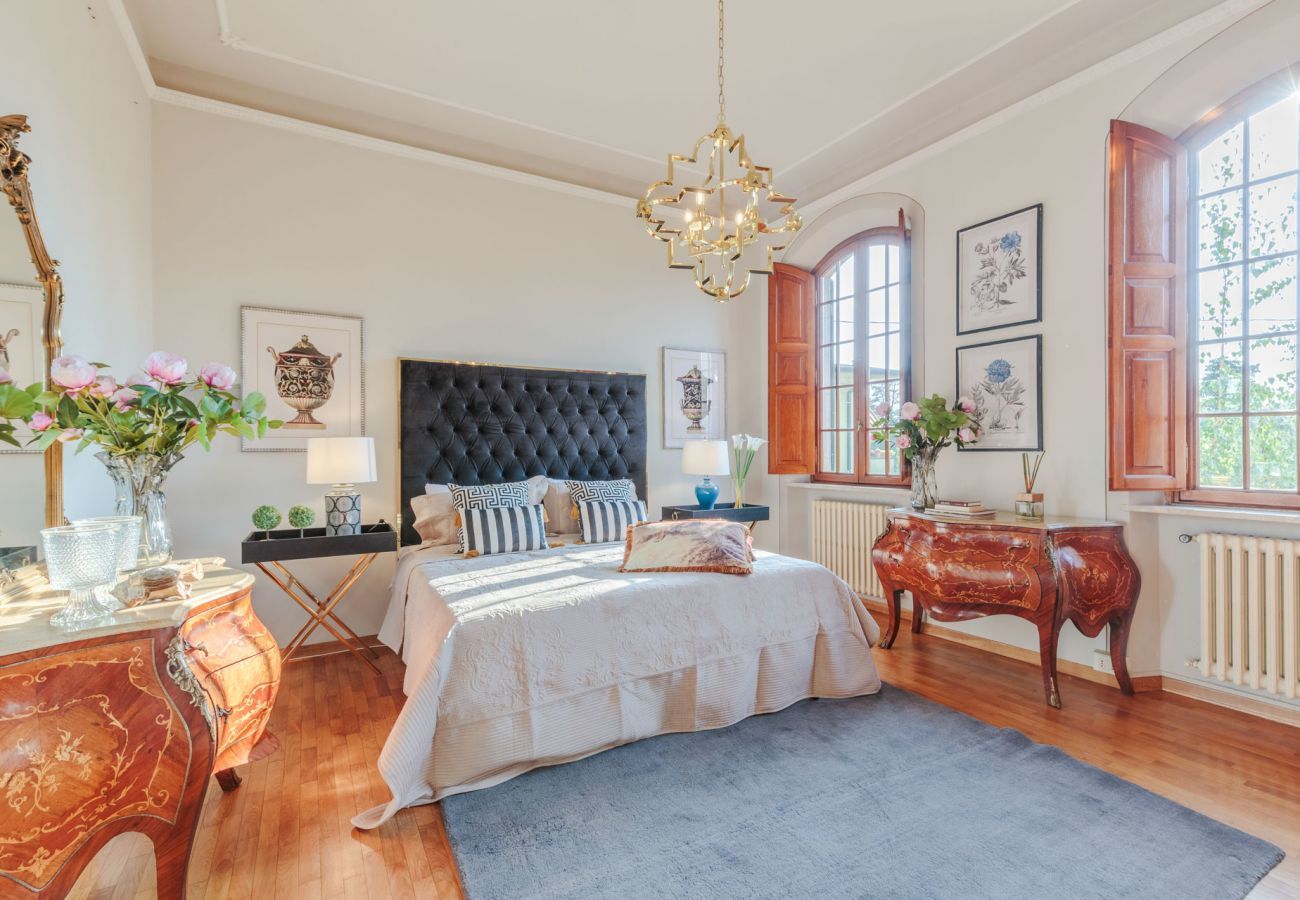 Villa in Monte San quirico - Villa Cesare, Convenient and Smart