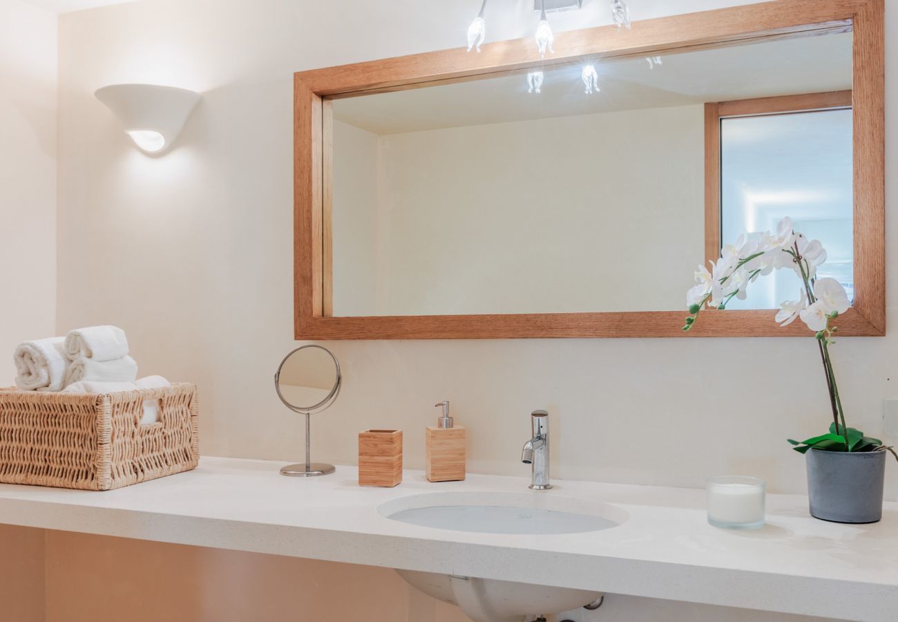 Villa in Capo Ferro - Villa Smeralda Porto Cervo