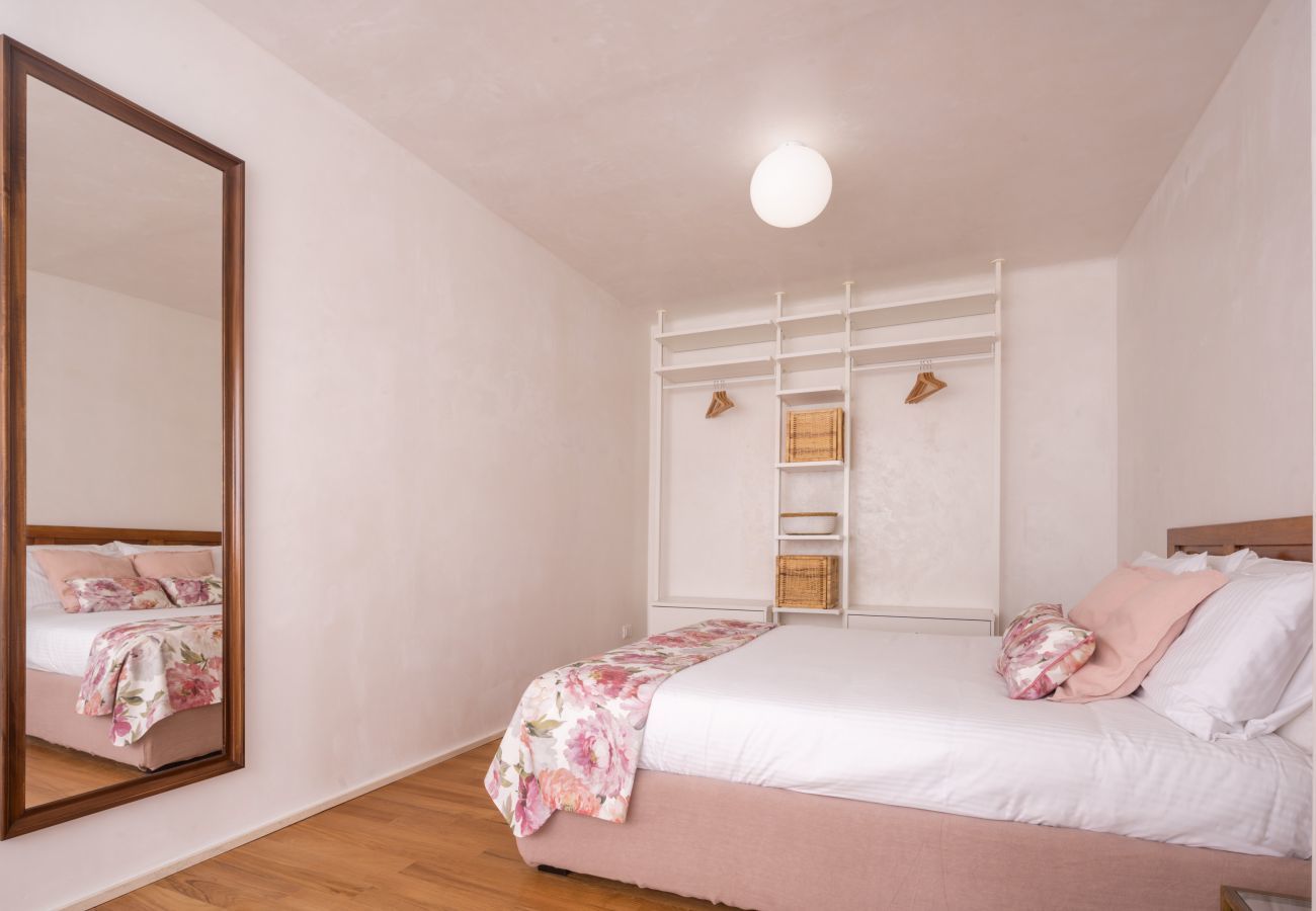 Ferienwohnung in Venedig - Venetian Palace Mauve Apartment on the Grand Canal
