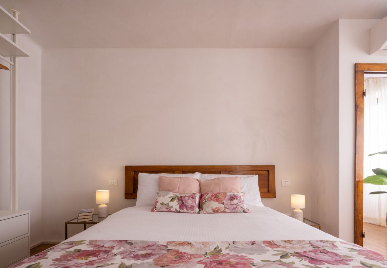 Ferienwohnung in Venedig - Venetian Palace Mauve Apartment on the Grand Canal