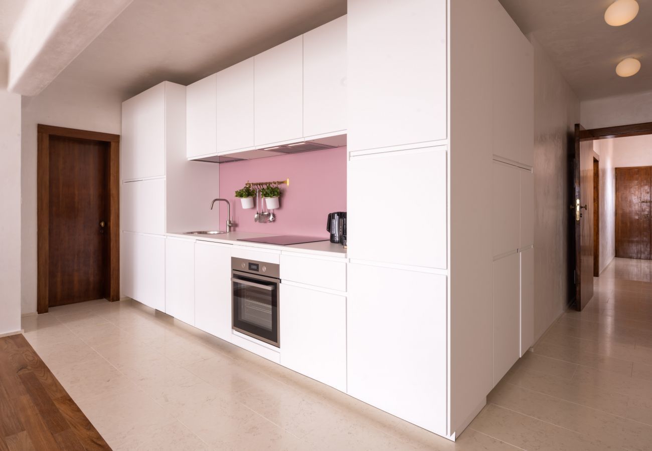 Ferienwohnung in Venedig - Venetian Palace Mauve Apartment on the Grand Canal