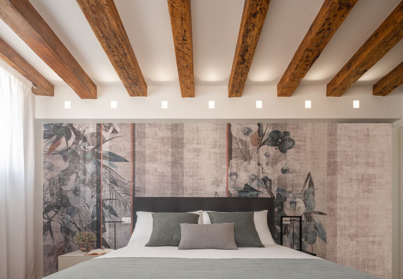 Ferienwohnung in Venedig - Ruga Bella Bridge View Apartment R&R