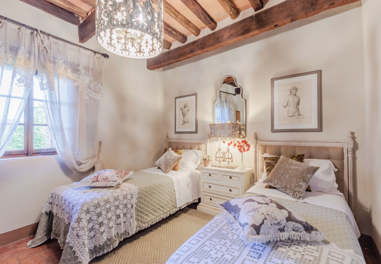 Ferienwohnung in Piano di Coreglia - Casa Cassettari Apartment with Garden
