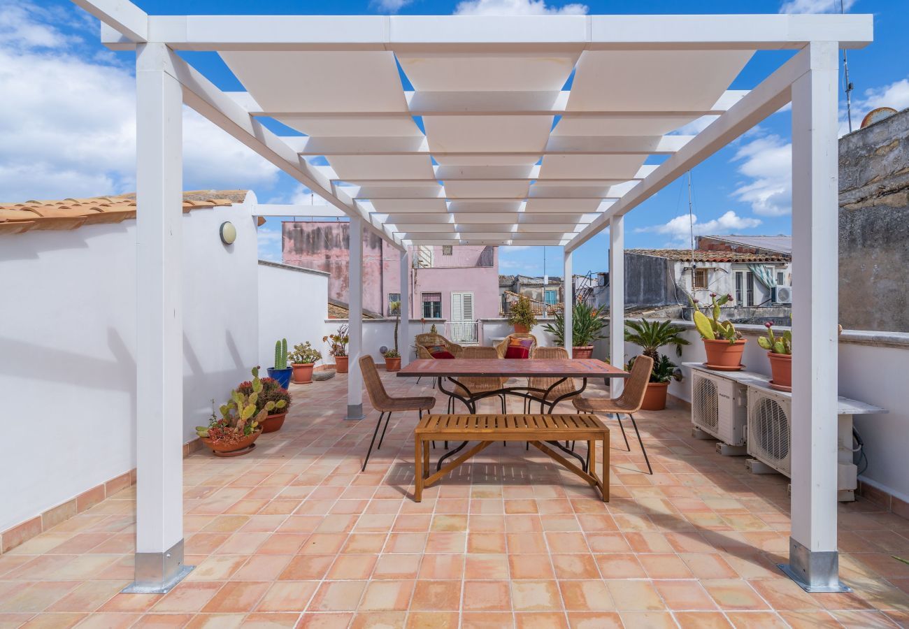 Ferienwohnung in Siracusa - Dione Terrace apartment