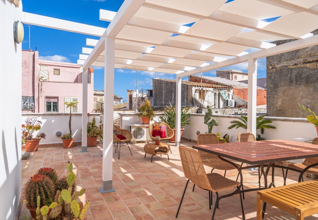 Ferienwohnung in Siracusa - Dione Terrace apartment