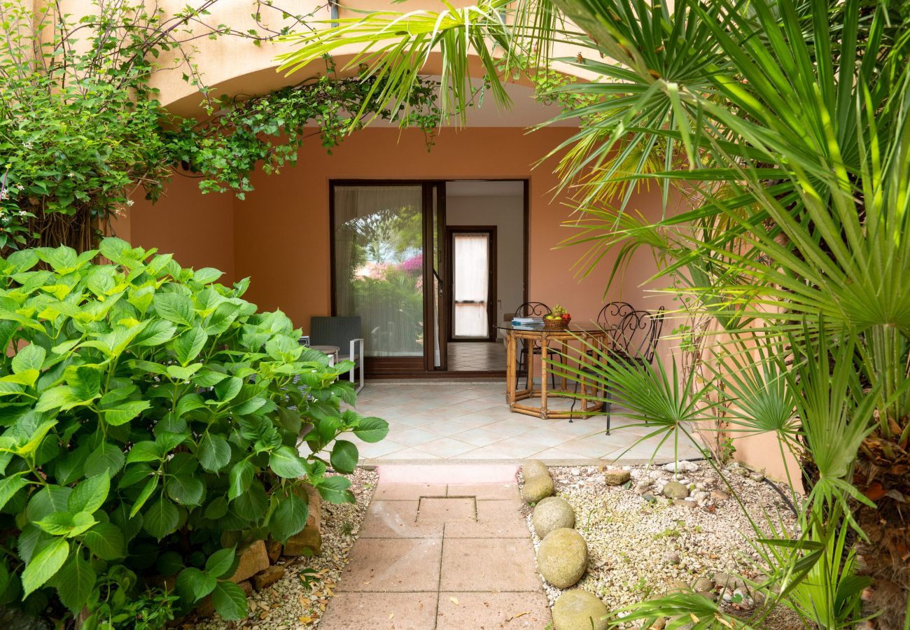 Ferienwohnung in Olbia - The Pool 9 – moderne Wohnung mit Gemeinschaftspool