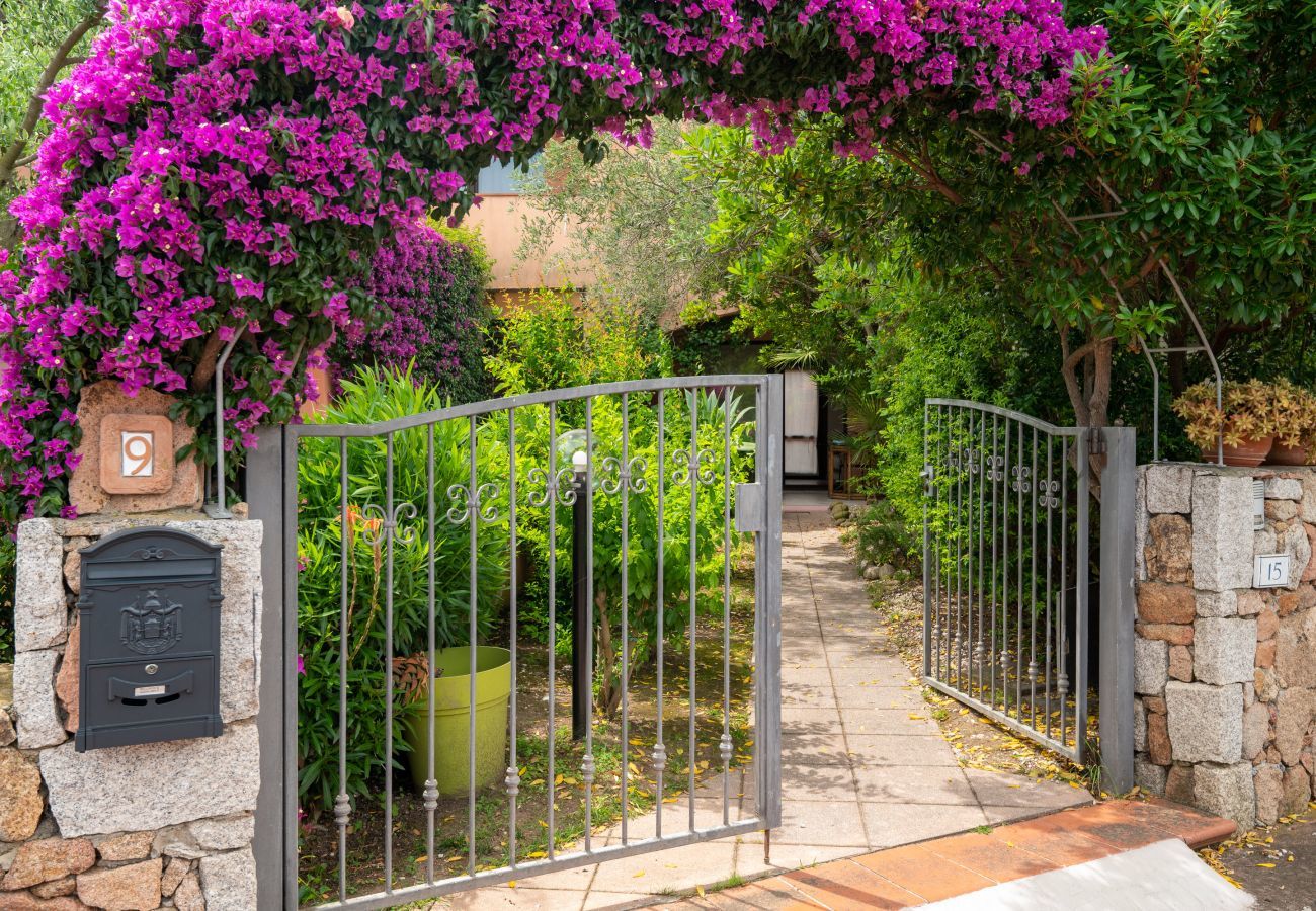 Ferienwohnung in Olbia - The Pool 9 – moderne Wohnung mit Gemeinschaftspool