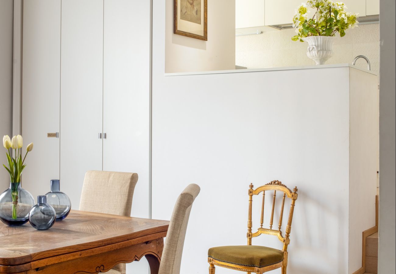 Ferienwohnung in Venedig - Miracoli Apartment with View on the Canal R&R