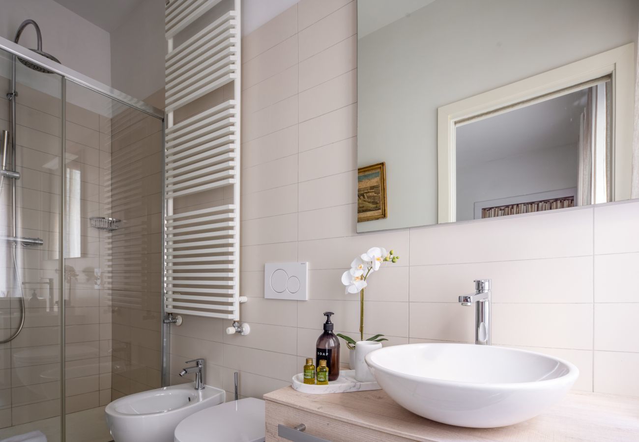 Ferienwohnung in Venedig - Miracoli Apartment with View on the Canal R&R