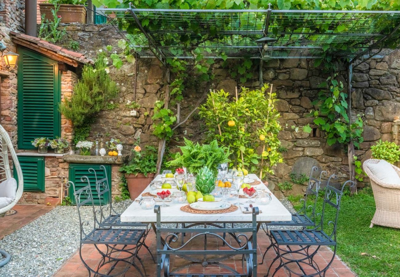 Villa in Capannori - Citrus Charm Farmhouse