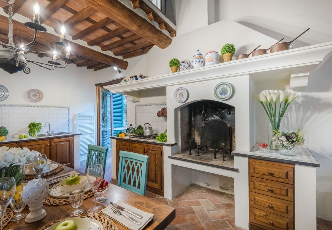 Villa in Capannori - Citrus Charm Farmhouse