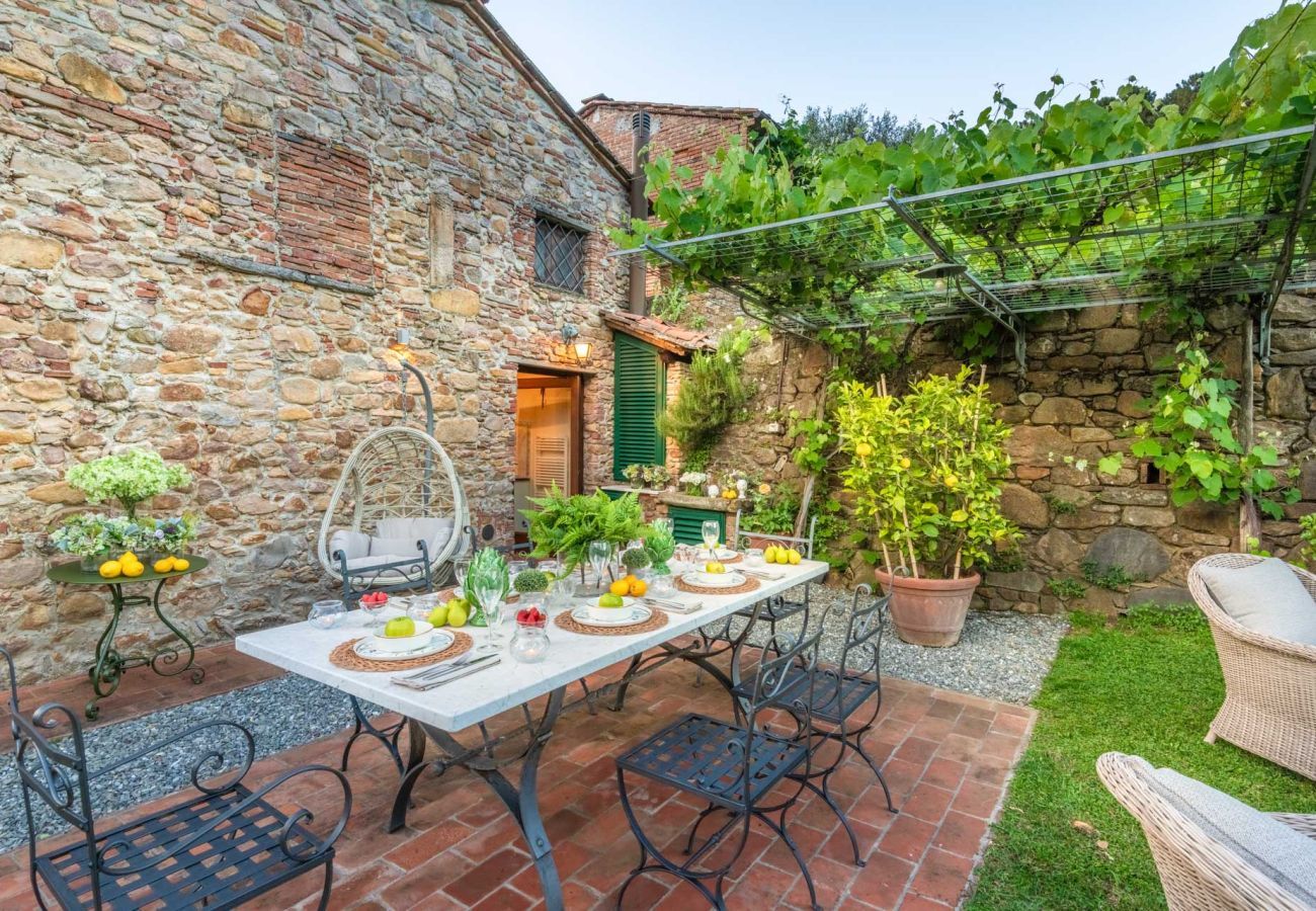 Villa in Capannori - Citrus Charm Farmhouse