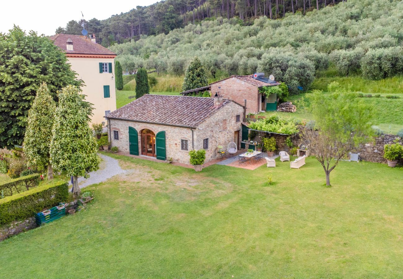 Villa in Capannori - Citrus Charm Farmhouse
