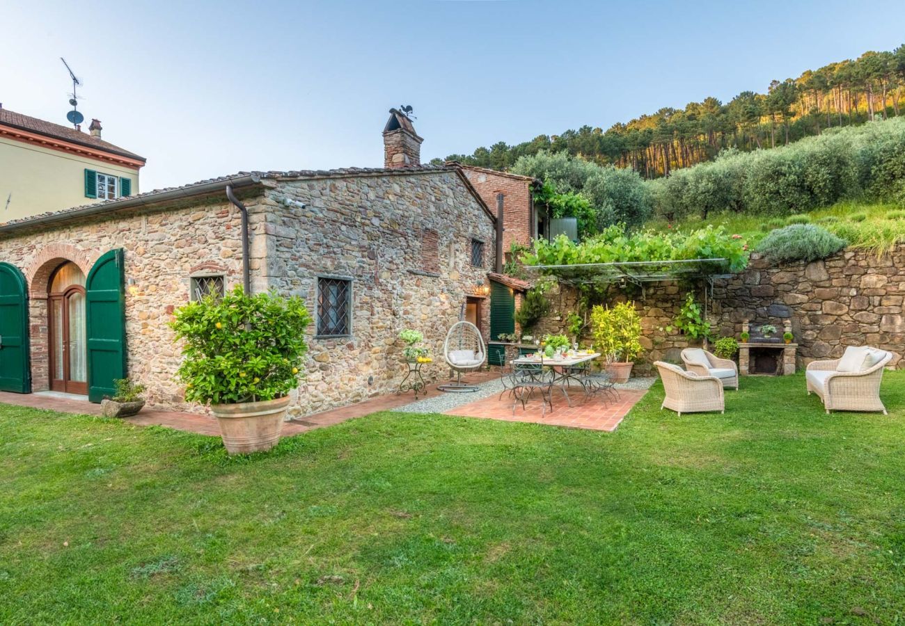 Villa in Capannori - Citrus Charm Farmhouse