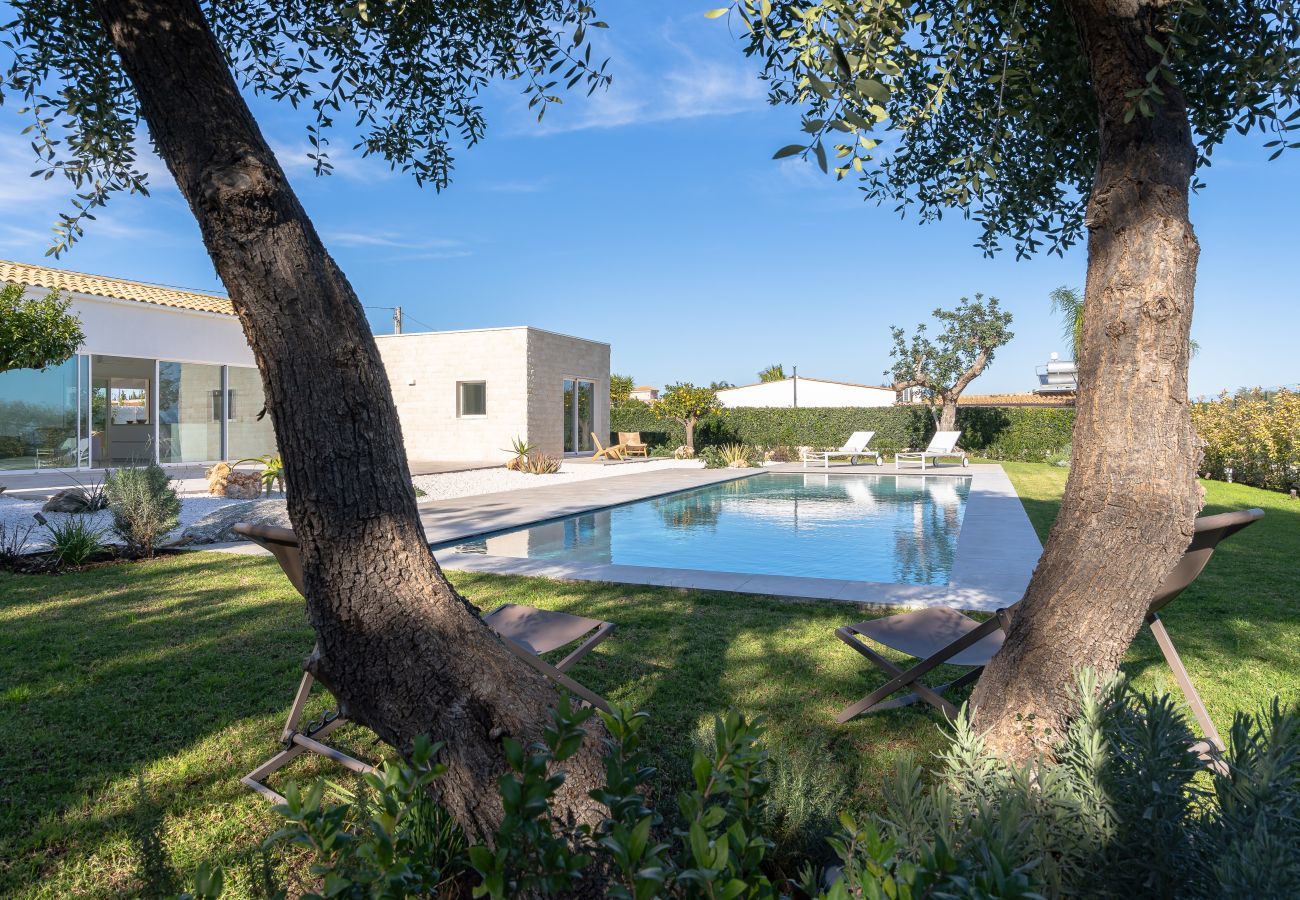 Villa in Siracusa - Villa Ophelia, stunning pool