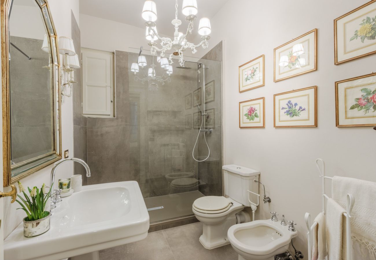 Ferienwohnung in Lucca - Casa Celeste with Terrace