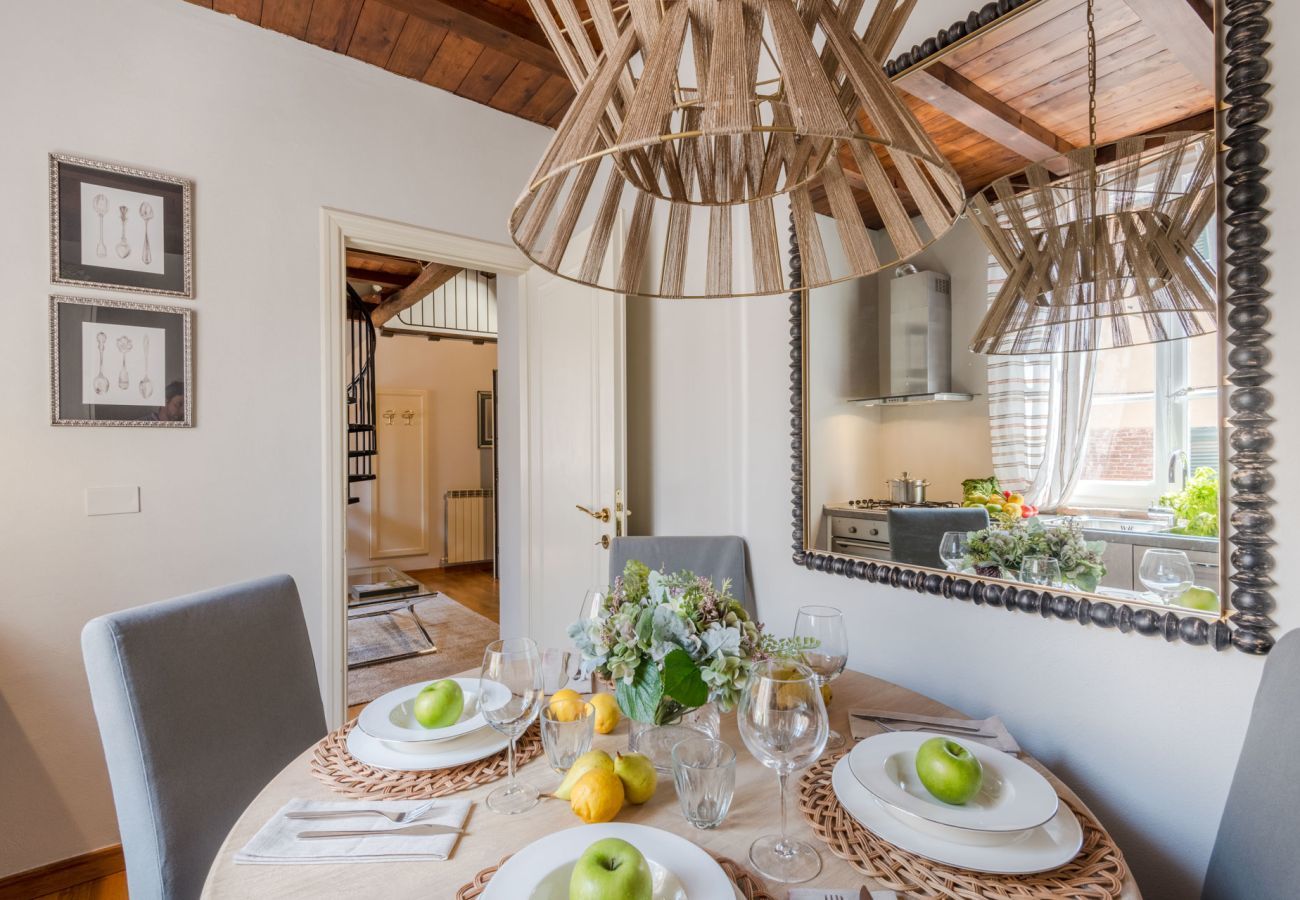 Ferienwohnung in Lucca - Castruccio's Heritage Haven