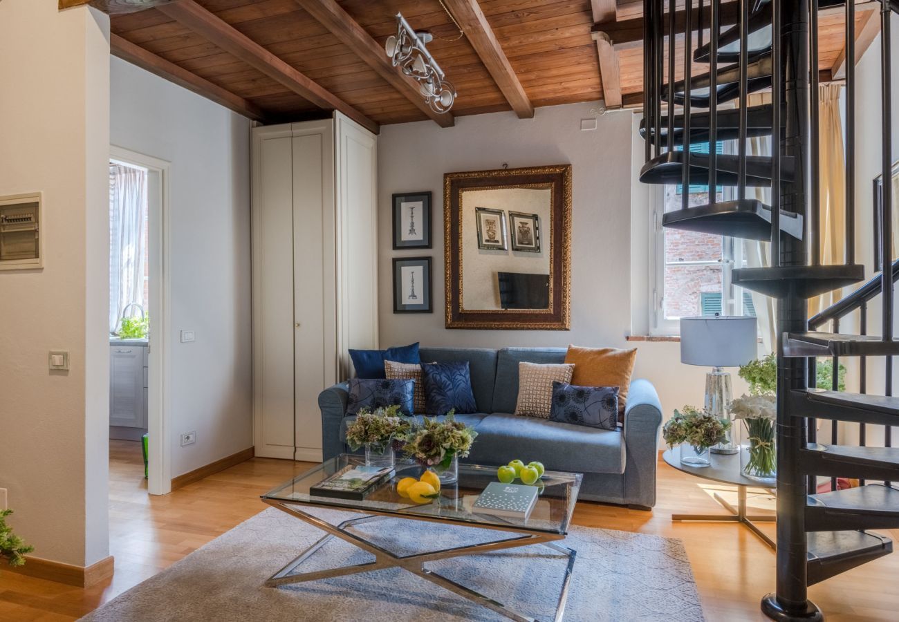 Ferienwohnung in Lucca - Castruccio's Heritage Haven