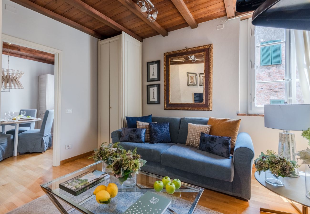 Ferienwohnung in Lucca - Castruccio's Heritage Haven