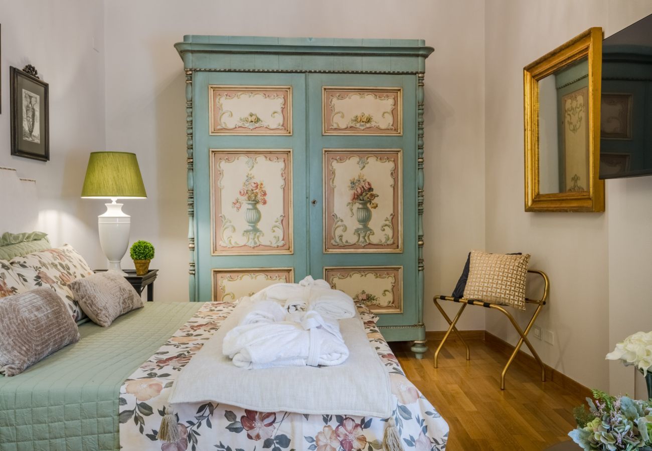 Ferienwohnung in Lucca - Castruccio's Heritage Haven
