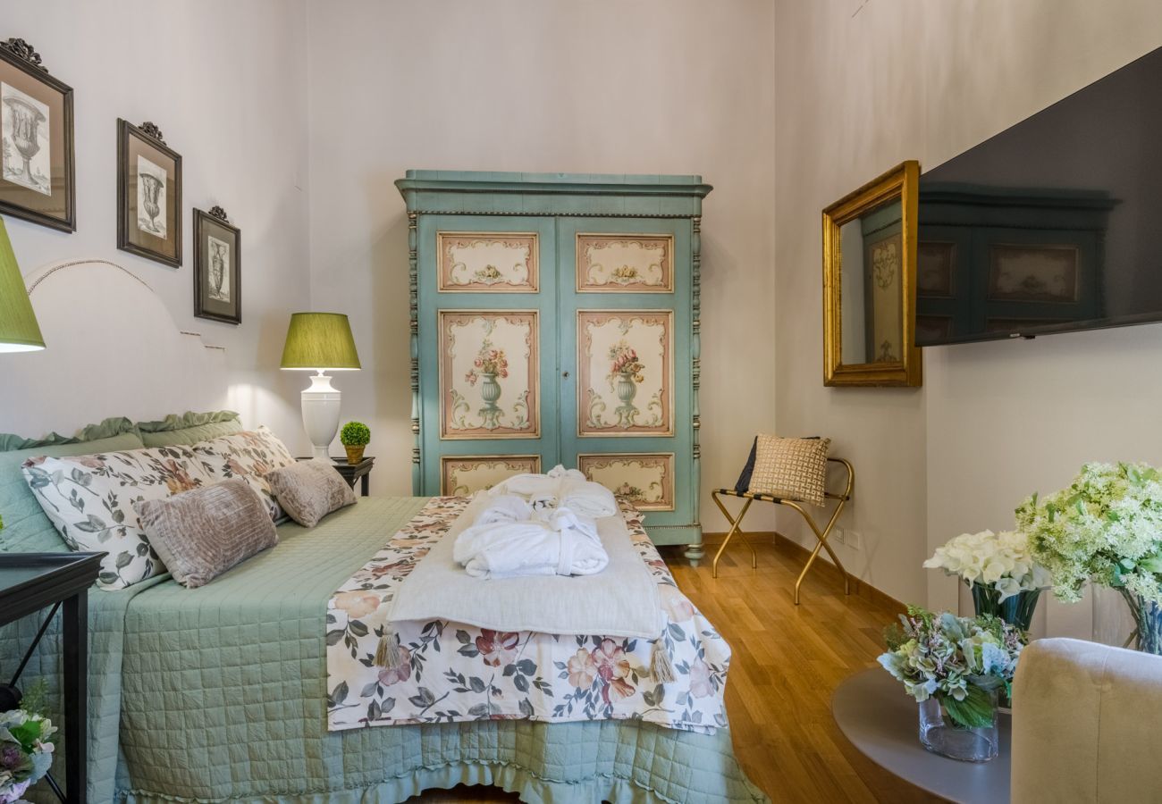 Ferienwohnung in Lucca - Castruccio's Heritage Haven