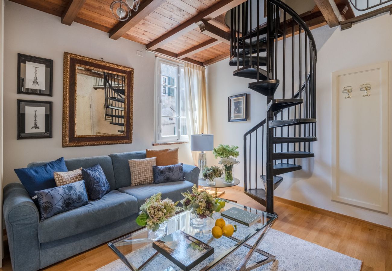 Ferienwohnung in Lucca - Castruccio's Heritage Haven