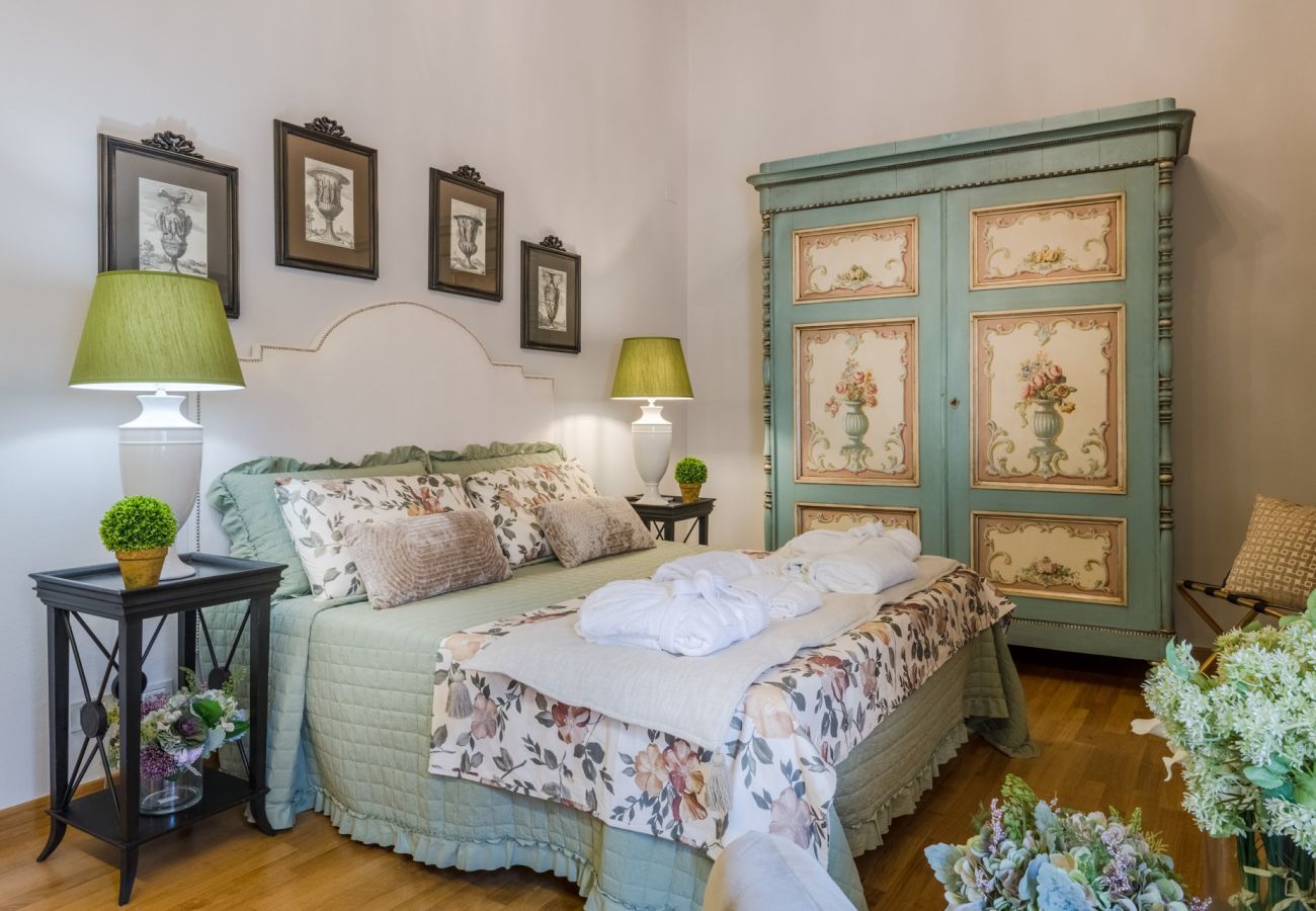 Ferienwohnung in Lucca - Castruccio's Heritage Haven