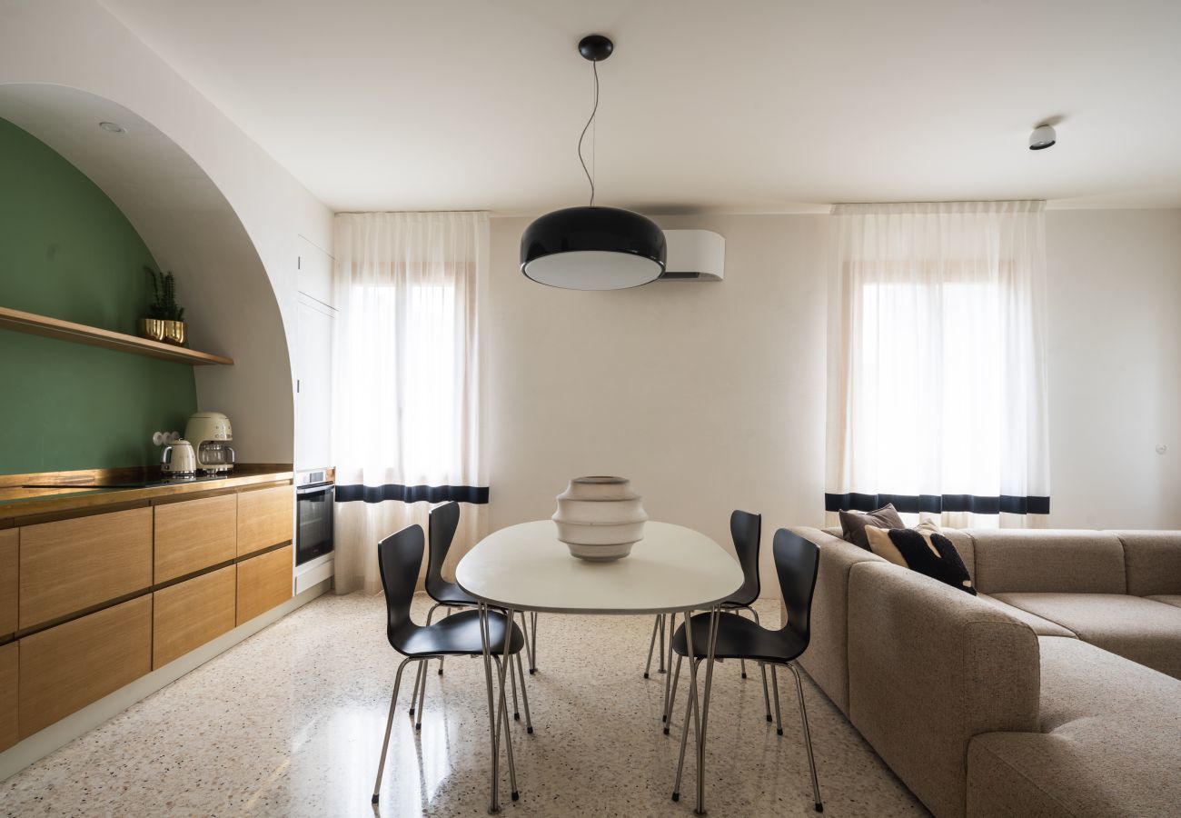Ferienwohnung in Venedig - San Domenico Apartment with Garden View R&R