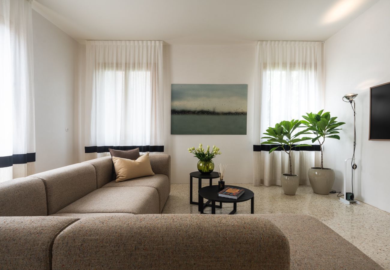 Ferienwohnung in Venedig - San Domenico Apartment with Garden View R&R