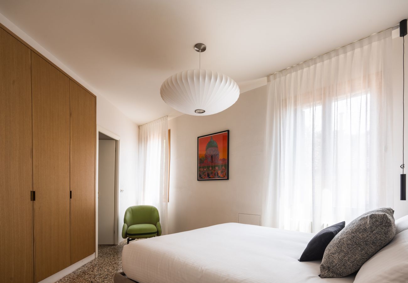 Ferienwohnung in Venedig - San Domenico Apartment with Garden View R&R