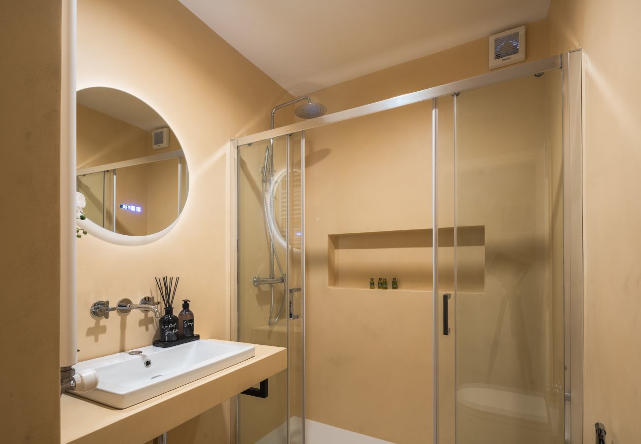 Ferienwohnung in Venedig - San Domenico Apartment with Garden View R&R