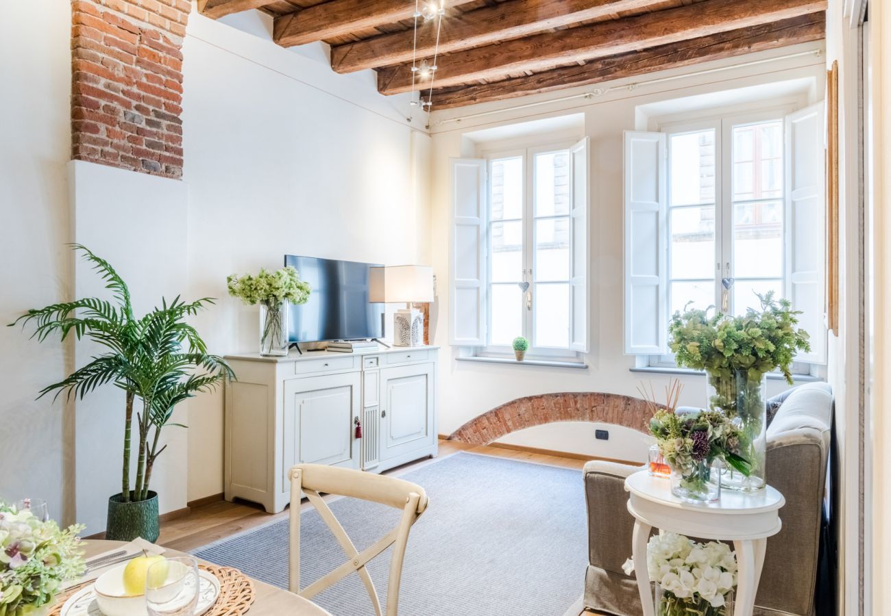 Ferienwohnung in Lucca - Paolino View Apartment