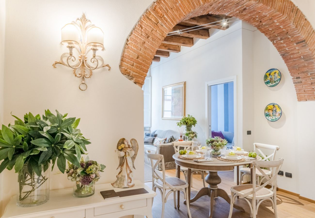 Ferienwohnung in Lucca - Paolino View Apartment