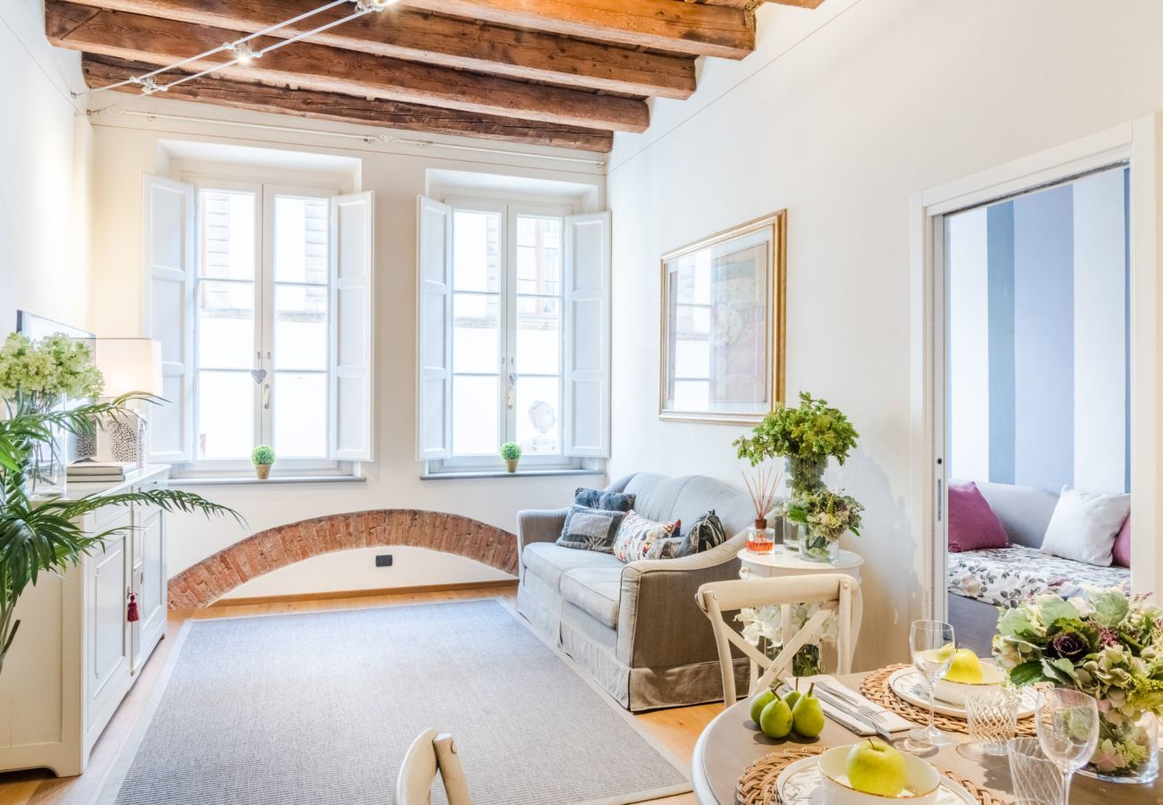 Ferienwohnung in Lucca - Paolino View Apartment