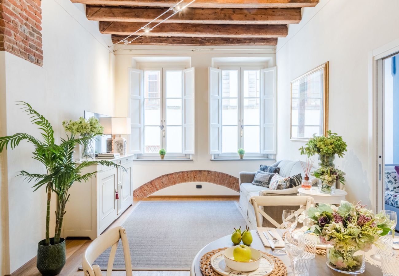 Ferienwohnung in Lucca - Paolino View Apartment