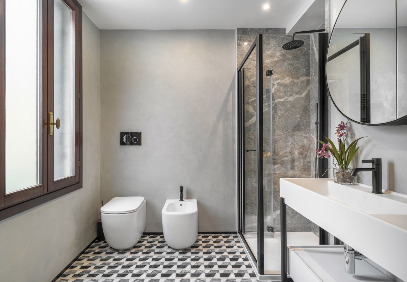 Ferienwohnung in Venedig - San Barnaba Palace - Apartment with Terrace R&R