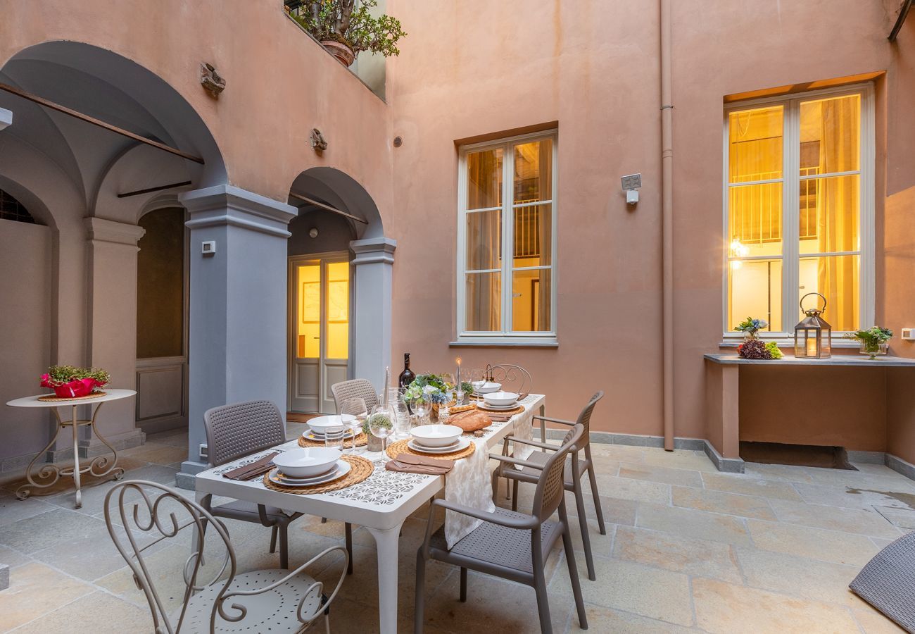 Ferienwohnung in Lucca - Cortile Moderno Apartment