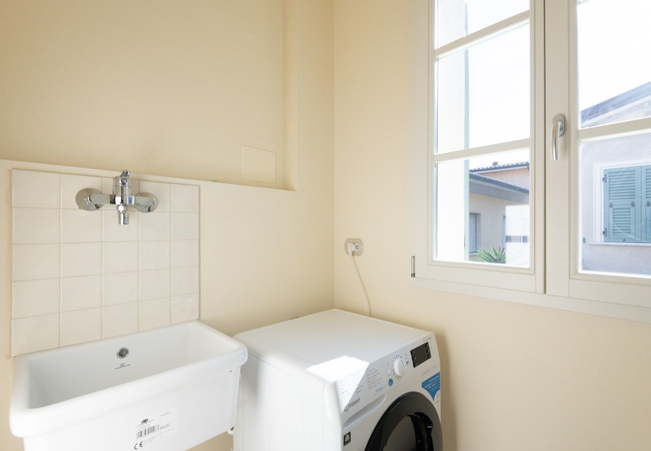 Ferienwohnung in Lucca - Borgo House, an Apartment with Garage