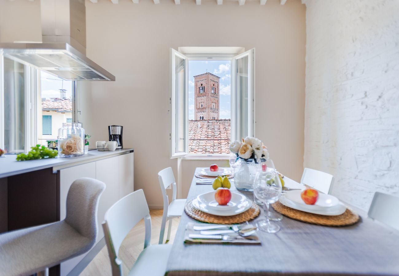 Ferienwohnung in Lucca - The White Lotus Penthouse