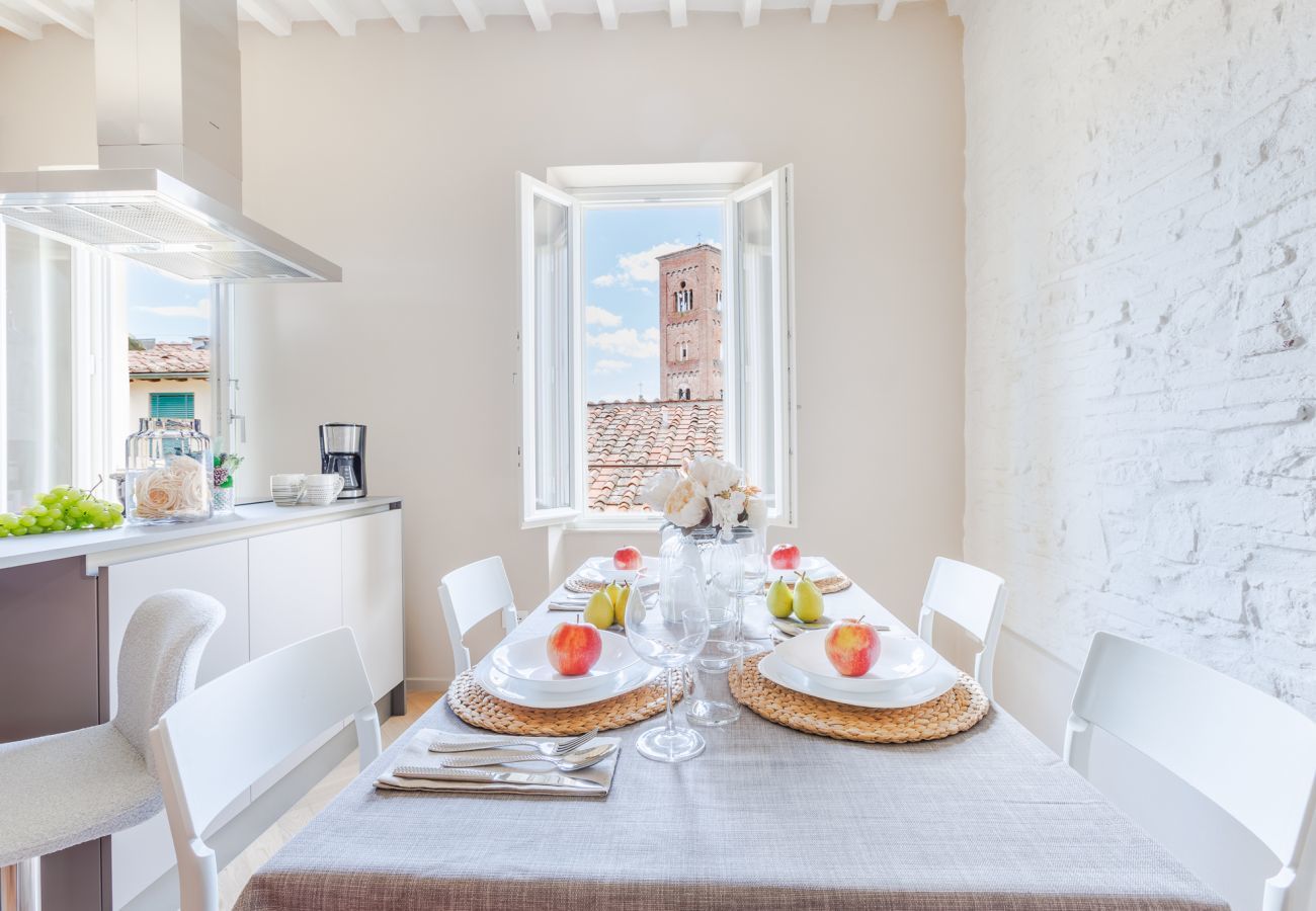 Ferienwohnung in Lucca - The White Lotus Penthouse