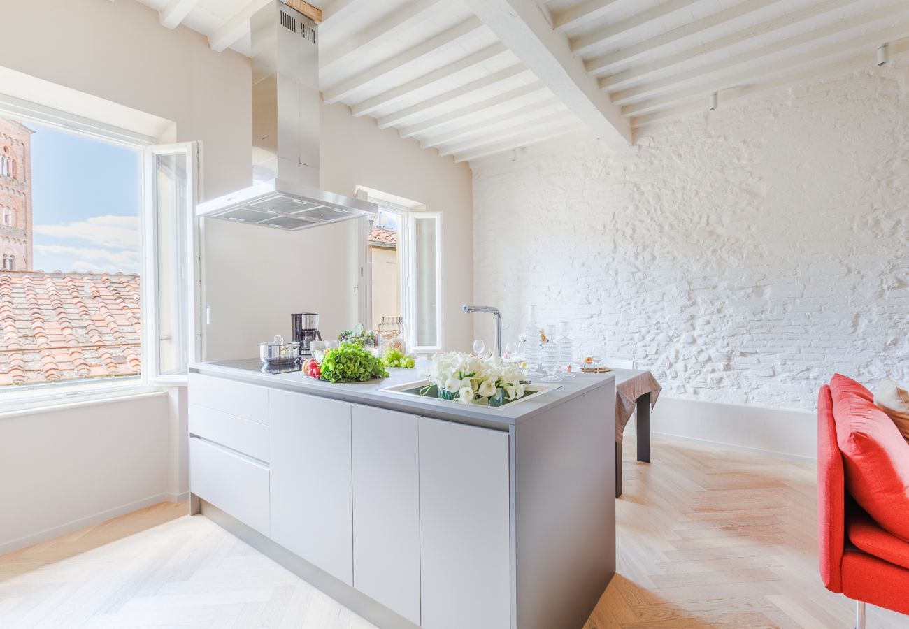 Ferienwohnung in Lucca - The White Lotus Penthouse