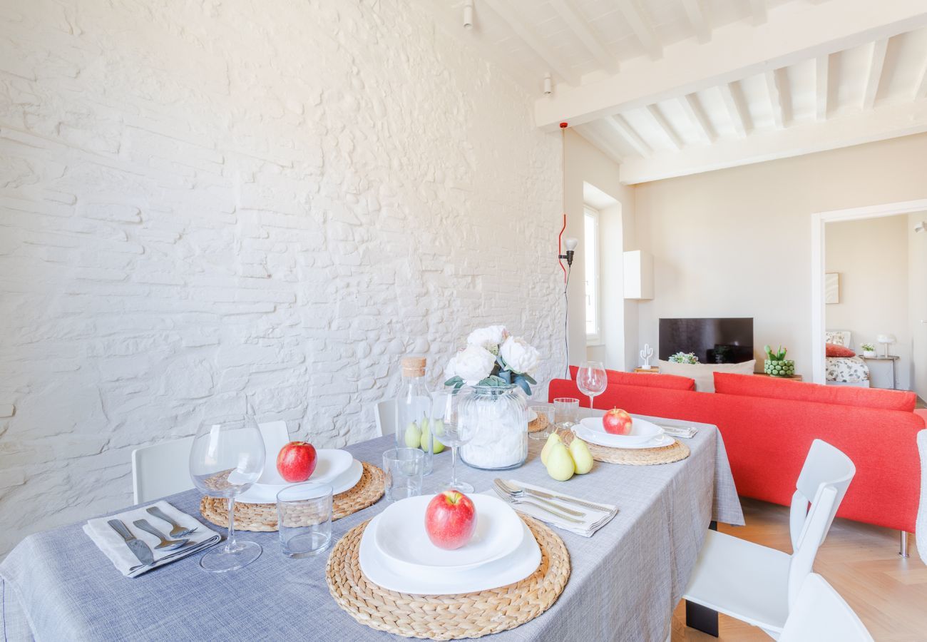 Ferienwohnung in Lucca - The White Lotus Penthouse