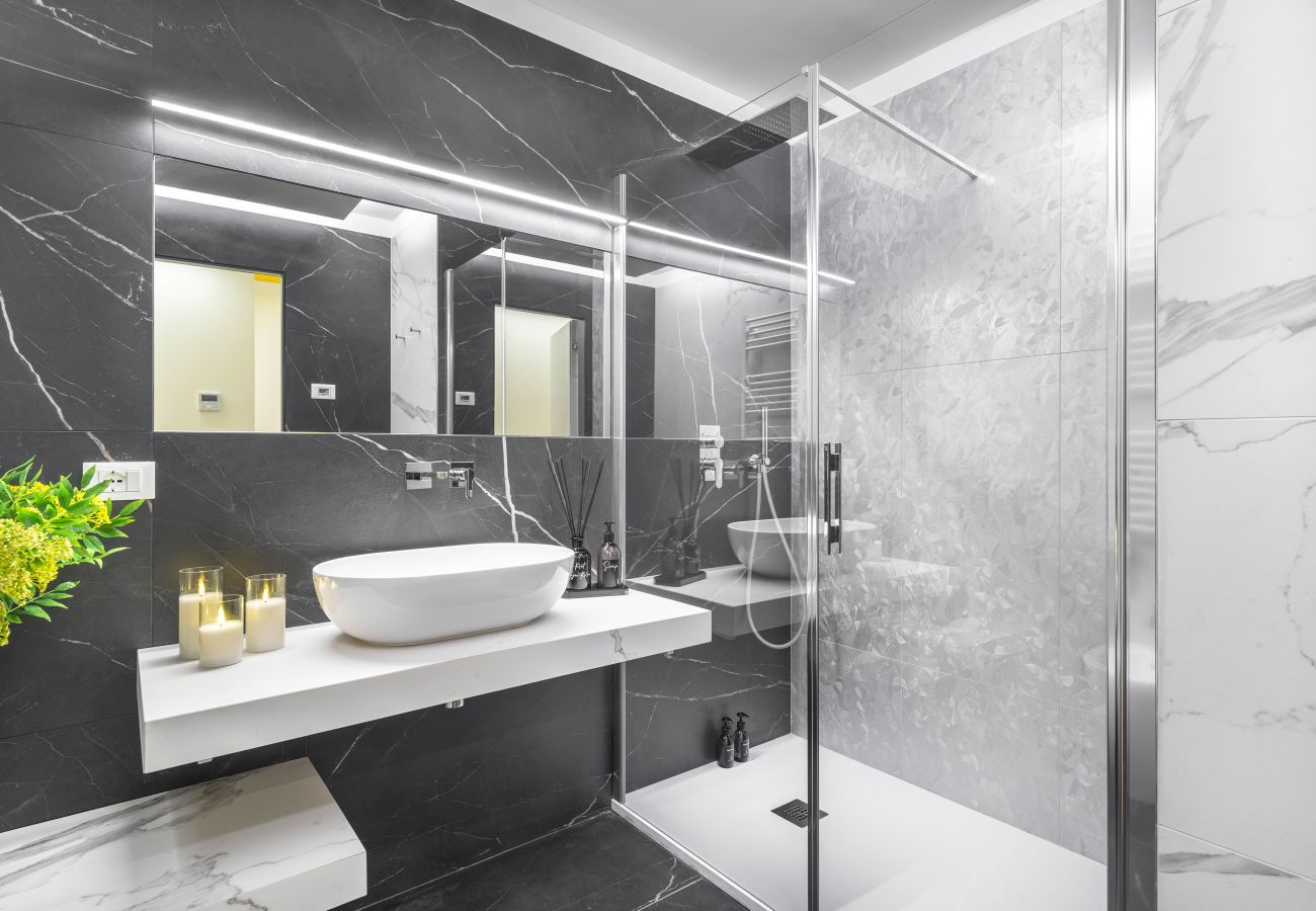 Ferienwohnung in Venedig - Modern Apartment with View on San Giovanni e Paolo