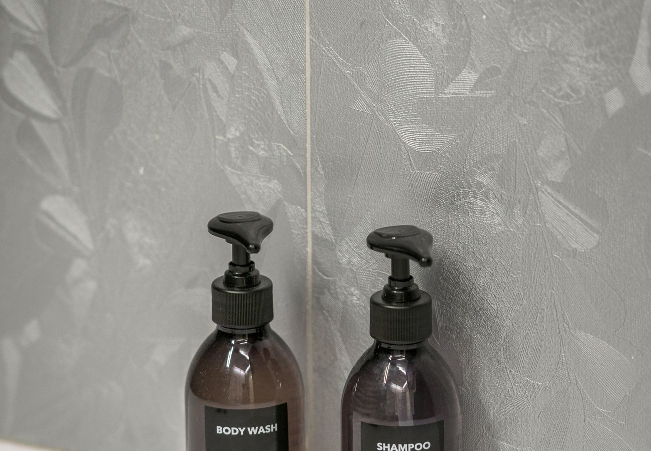 Ferienwohnung in Venedig - Modern Apartment with View on San Giovanni e Paolo