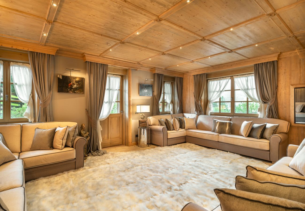 Ferienwohnung in Cortina d´Ampezzo - Elegant Tablà with Garden R&R