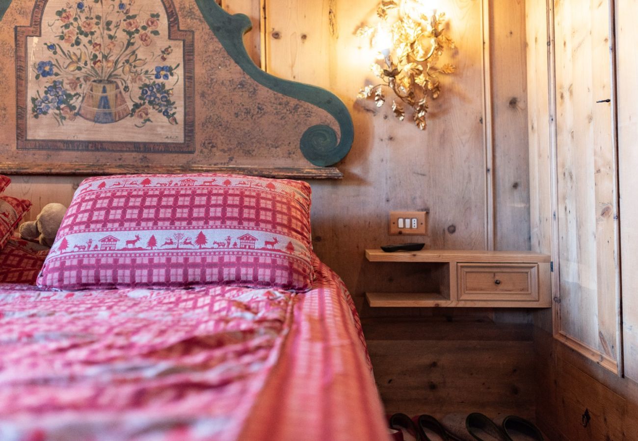 Ferienwohnung in Cortina d´Ampezzo - Tofane View Apartment with Terrace R&R