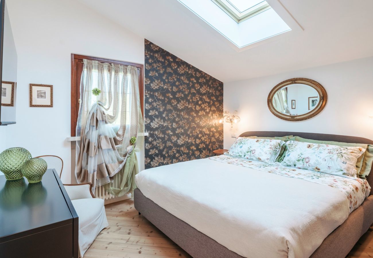 Ferienwohnung in Castelnuovo del Garda - Il Gelso del Garda Luxury Suite bilo