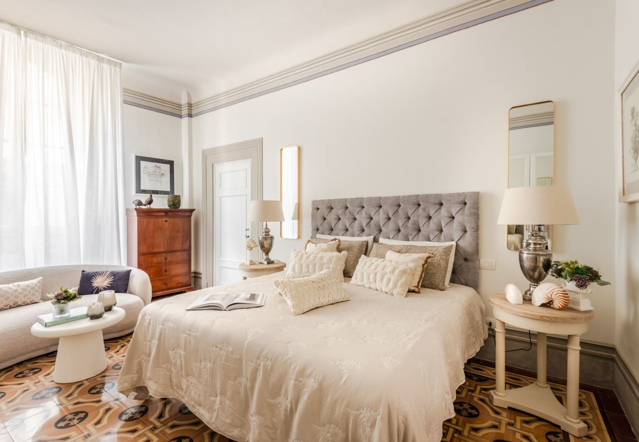 Ferienwohnung in Lucca - The Fresco Tale, a Charming 3 Bedrooms Apartment