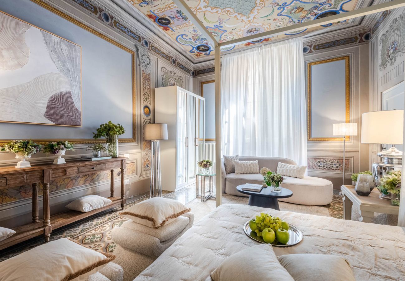 Ferienwohnung in Lucca - The Fresco Tale, a Charming 3 Bedrooms Apartment