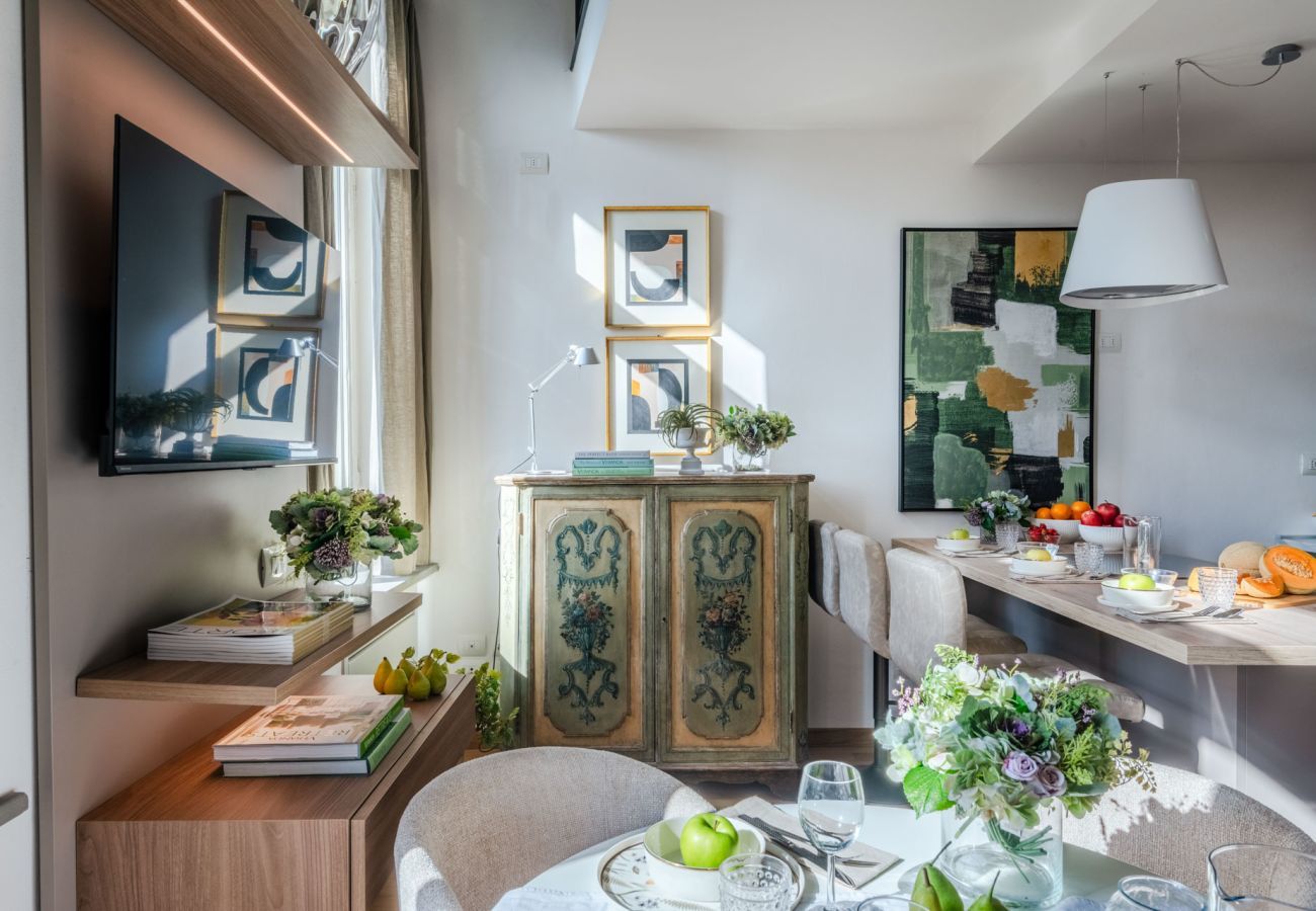 Ferienwohnung in Lucca - Verdi 1928, A Cozy Wallside Retreat